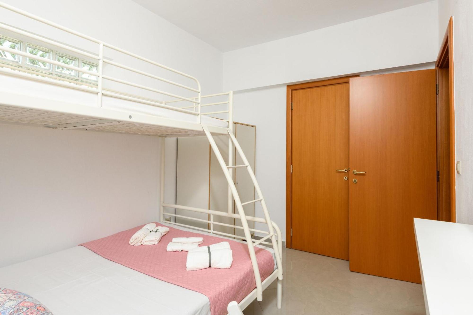 Whitegold Apartments Panagia Panagia  Rom bilde