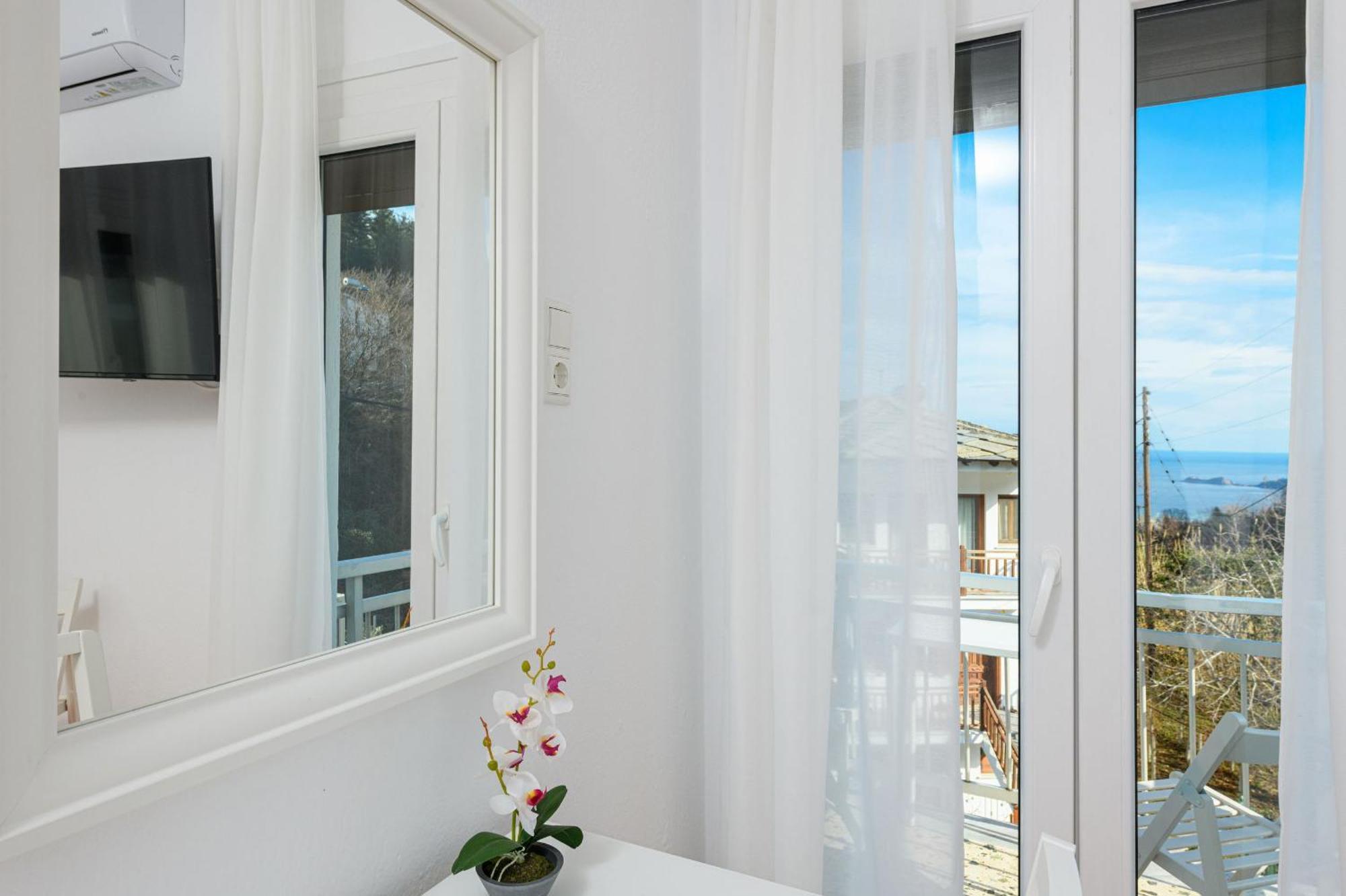 Whitegold Apartments Panagia Panagia  Eksteriør bilde