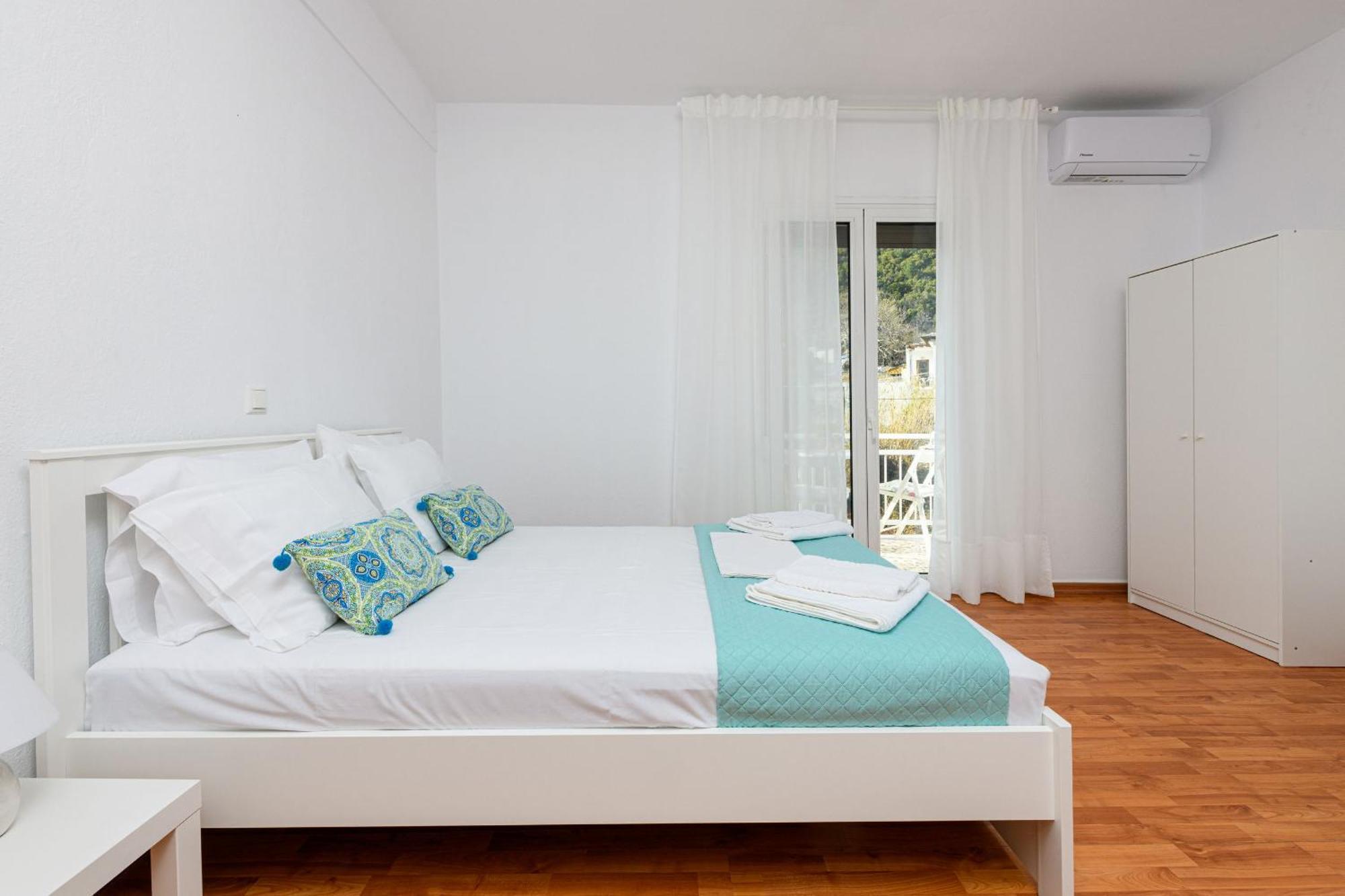 Whitegold Apartments Panagia Panagia  Eksteriør bilde